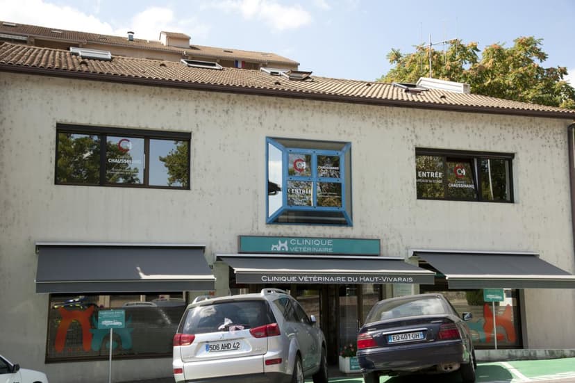 Cabinet Chaussinand - photo 1